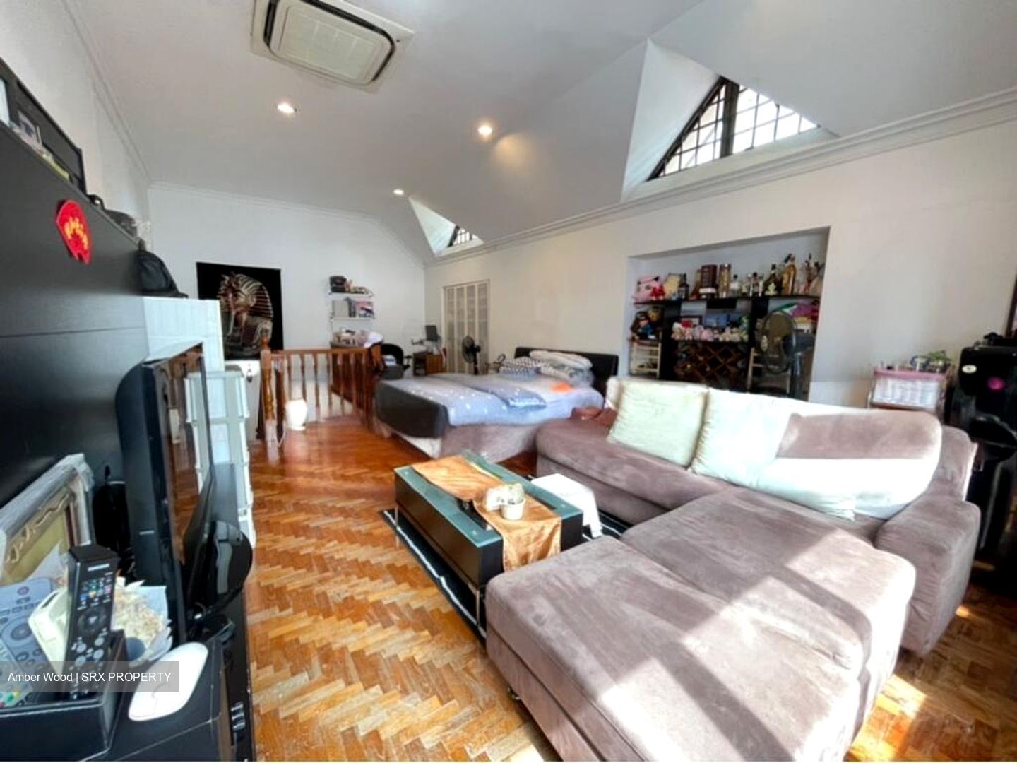 Meyer Road (D15), Semi-Detached #543391141